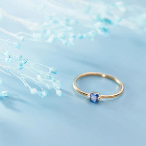 Blauer Kristall Ring aus Silber