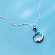 Load image into Gallery viewer, Silver Ocean Necklace
