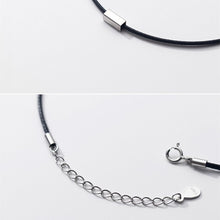 Load image into Gallery viewer, Halsband/Choker mit Rechteckigem Silber Anhänger
