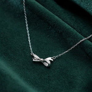 Silver Ribbon Necklace