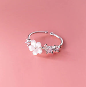 White Flower Silver Ring